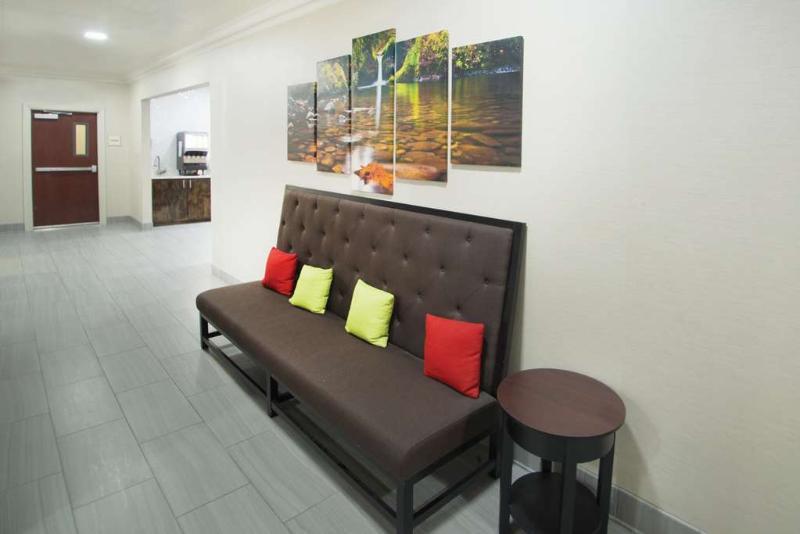 La Quinta Inn By Wyndham Calhoun South I-75 Exteriér fotografie